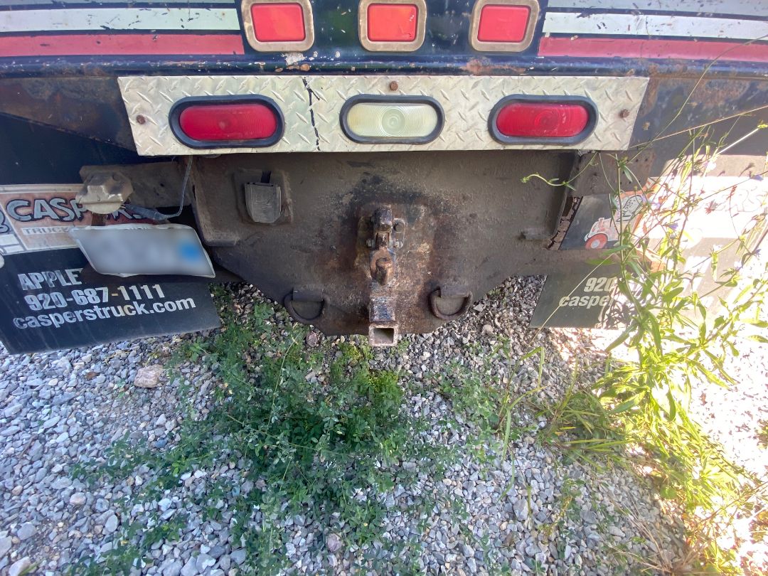 2003 CHEVROLET C5500 - Image 18